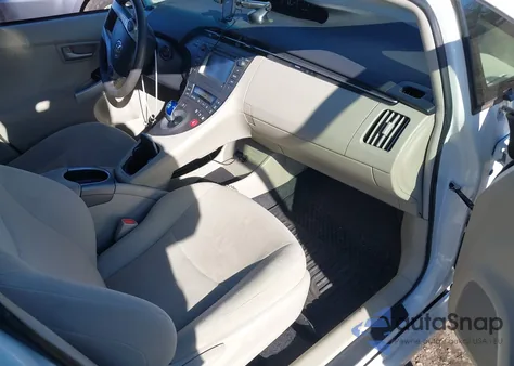 2015 Toyota Prius Two from USA, damaged, VIN JTDKN3DU1F1911238